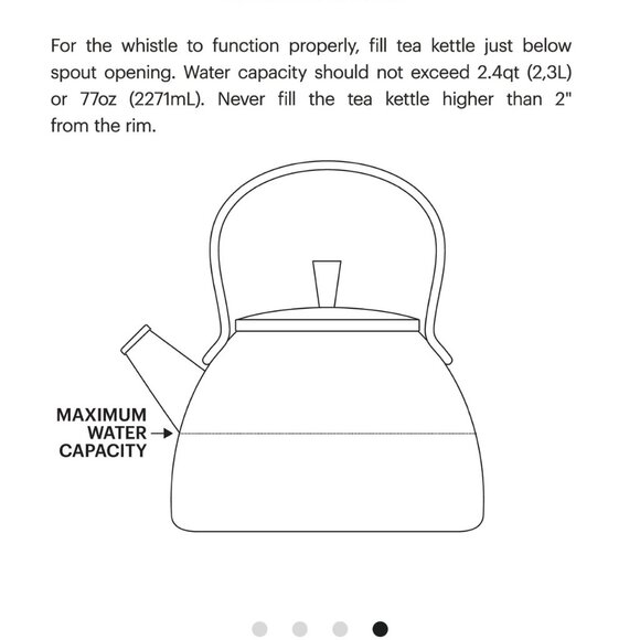 Lenox‎ Holiday Christmas Tea Kettle - Picture 3 of 9